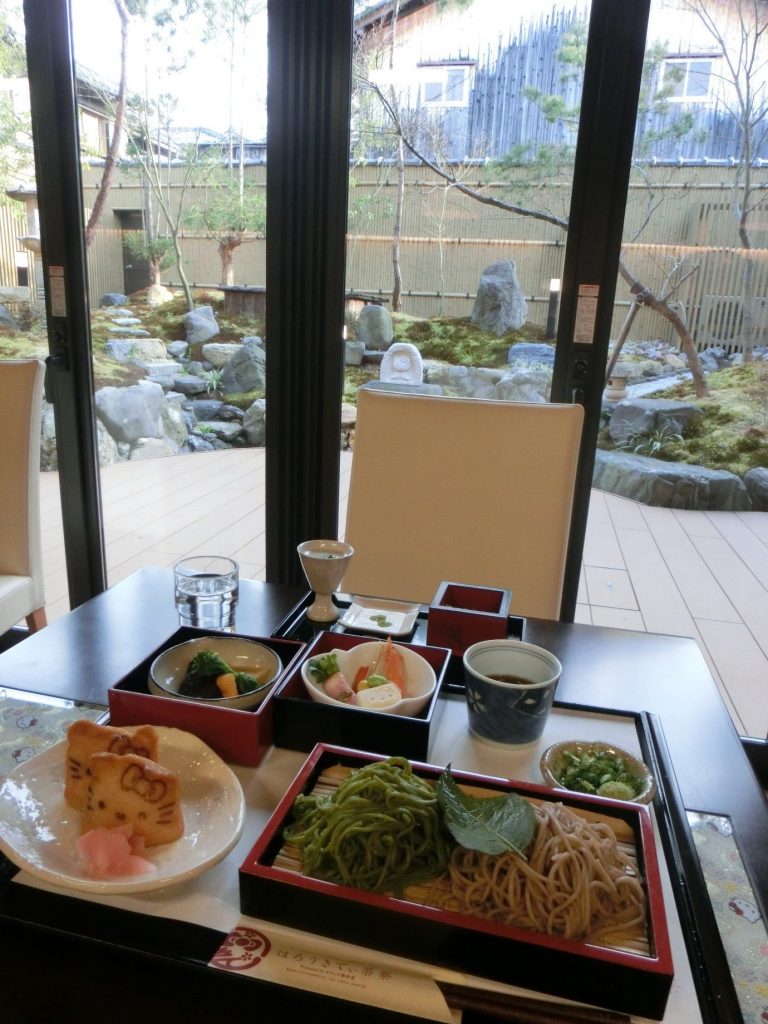 はろうきてぃの茶そばご膳(先付けつき)