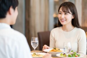 初デートはご飯だけでいい?適切な時間・店選び・会計まで完全ガイド